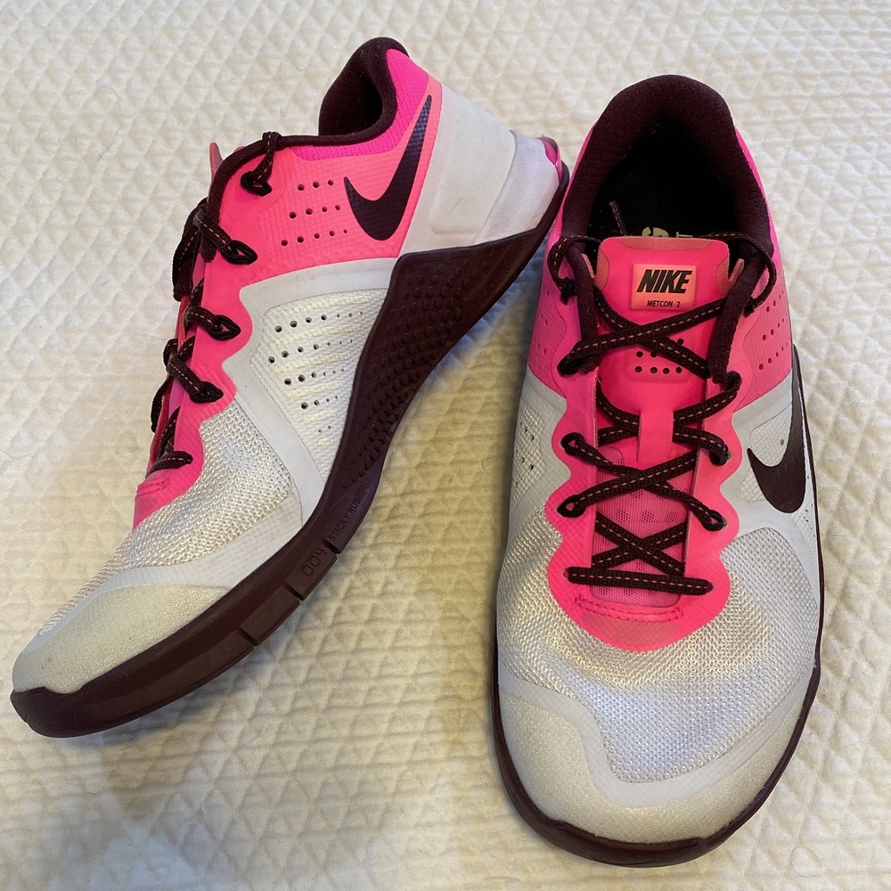 🤍 DONATED 🤍Women’s metcon 2